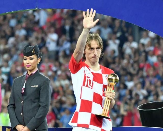 意媒：丁丁伤势比预期重，那不勒斯会考虑沙特对他的潜在报价